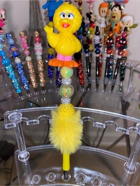 Yellow Plush Big Bird-Inspired Pet Bird Toy